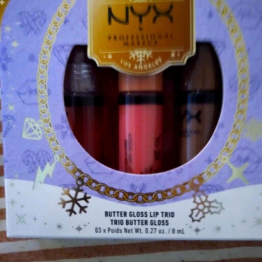 Tinted Lip Gloss one Clear